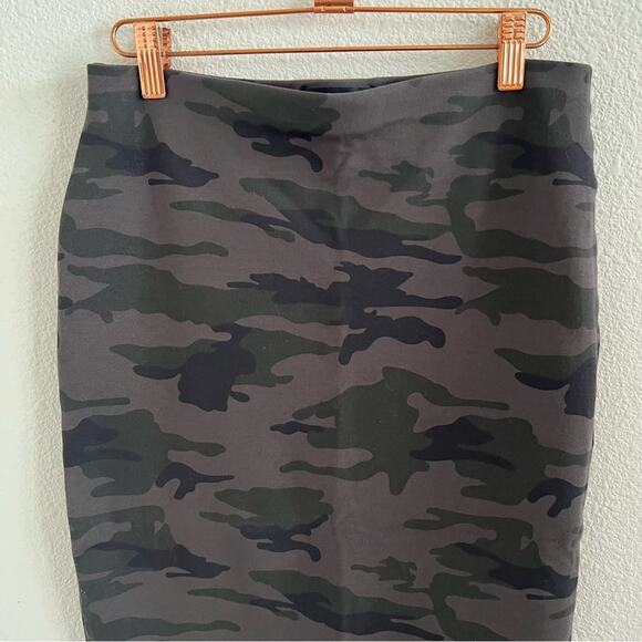 Sanctuary Neutral Camo Bodycon Midi Skirt Stretch Medium - Picture 3 of 5